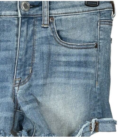 American Eagle Super Stretch Hi-Rise Shortie Denim Shorts Size 2 - Picture 4 of 11